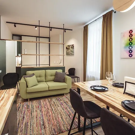 Harmony- Brand New & Cozy Very Center Of Apartment