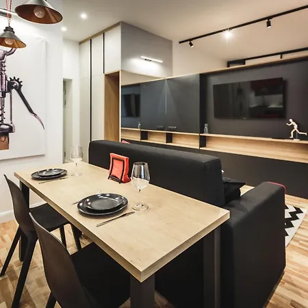 Harmony- Brand New & Cozy Very Center Of Riga